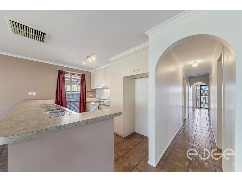 14 Hughes Street, Andrews Farm SA 5114