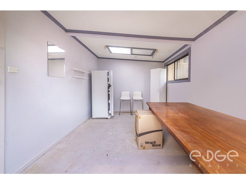 33 Telford Crescent, Modbury Heights SA 5092