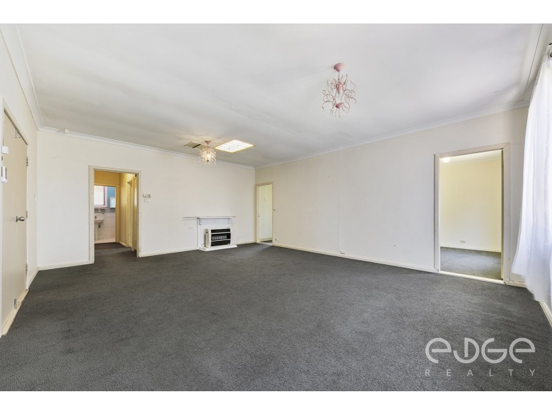 5 Grayling Street, Elizabeth East SA 5112