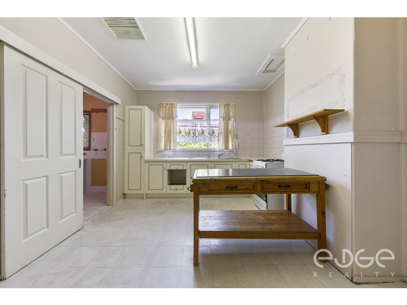 5 Grayling Street, Elizabeth East SA 5112