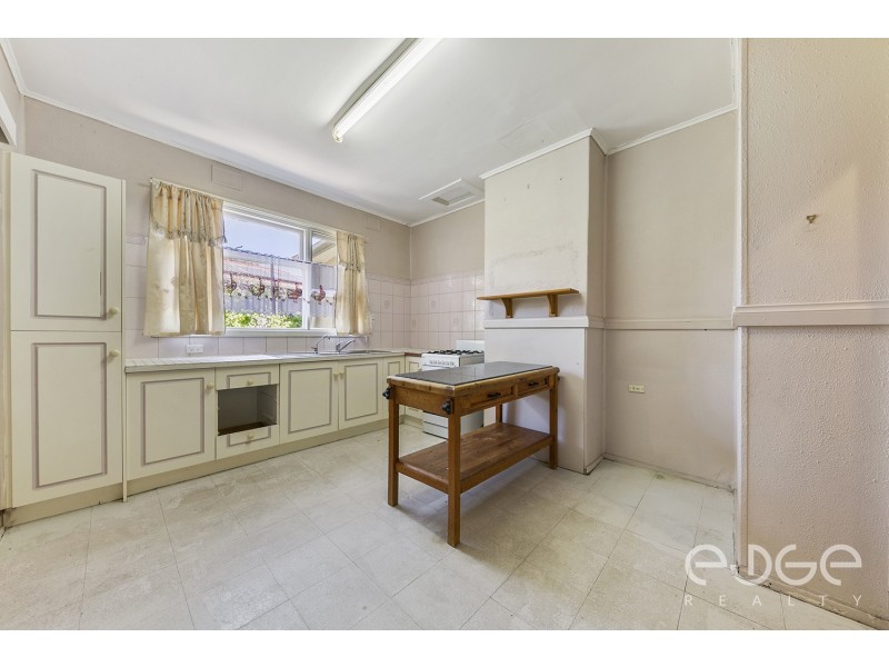 5 Grayling Street, Elizabeth East SA 5112