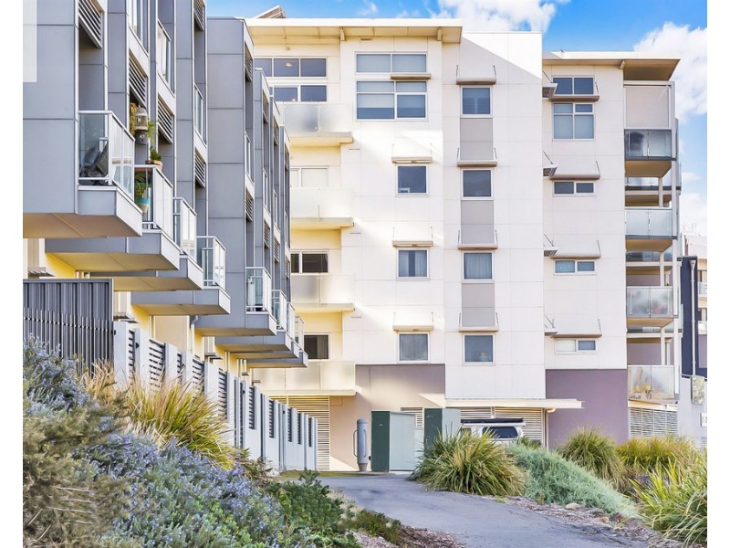 Unit 18/21-25 Euston Walk, Mawson Lakes SA 5095