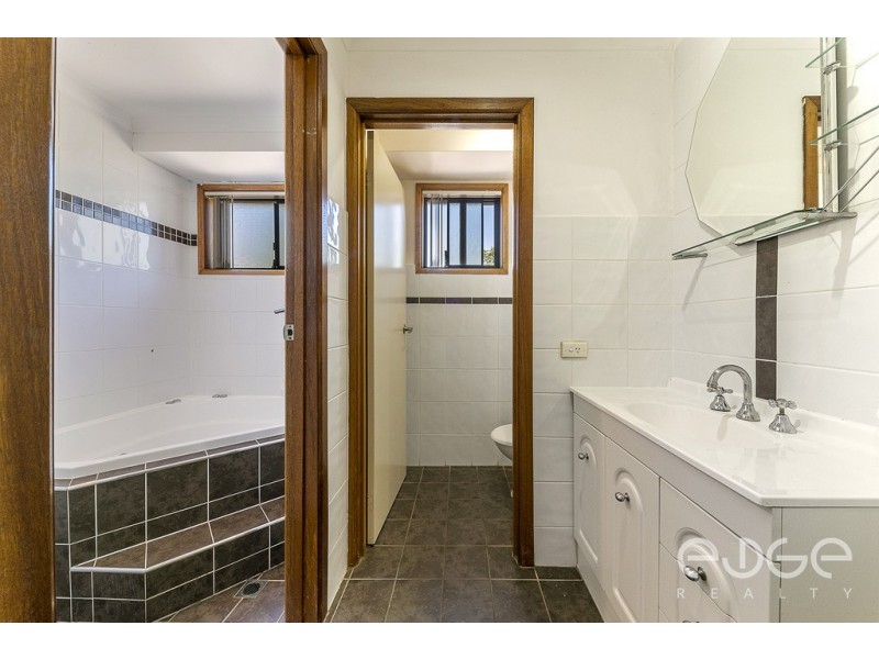 5 Finchley Close, Salisbury Downs SA 5108