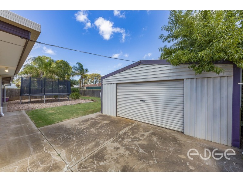 24 Kensington Way, Burton SA 5110