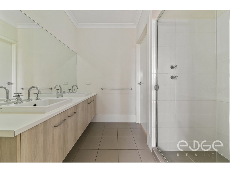 21 Cherry Avenue, Direk SA 5110