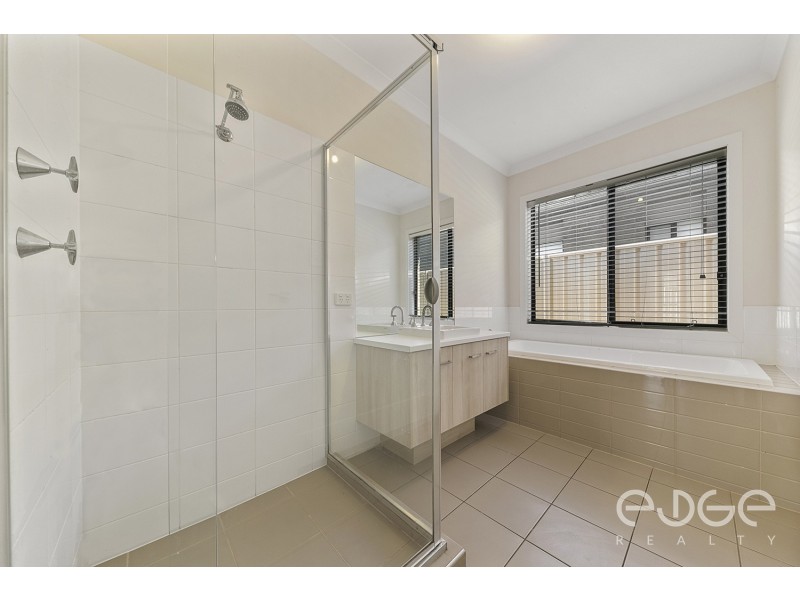 21 Cherry Avenue, Direk SA 5110