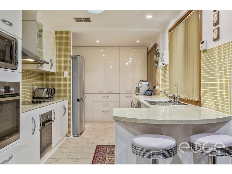 8 Heron Avenue, Parafield Gardens SA 5107