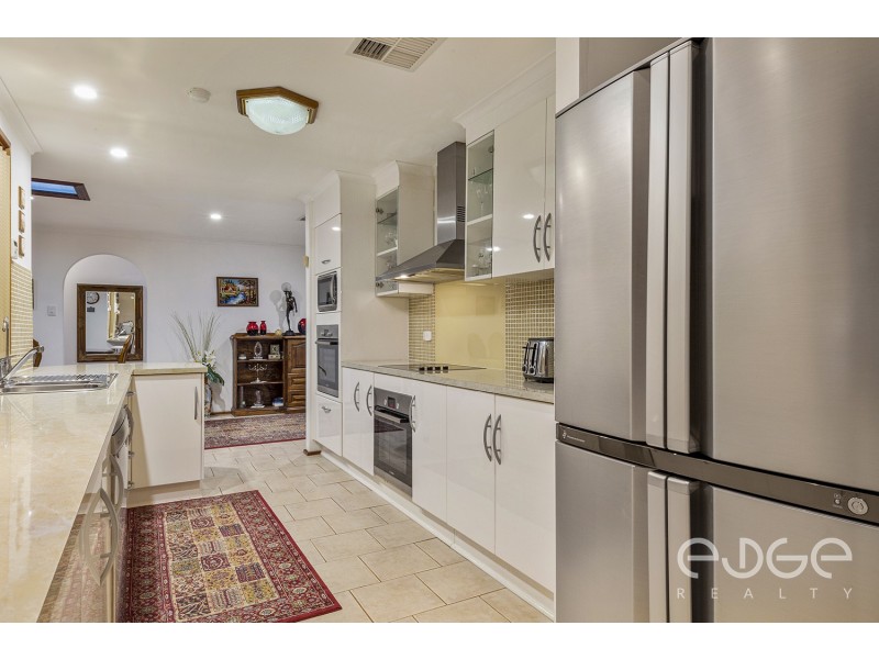 8 Heron Avenue, Parafield Gardens SA 5107