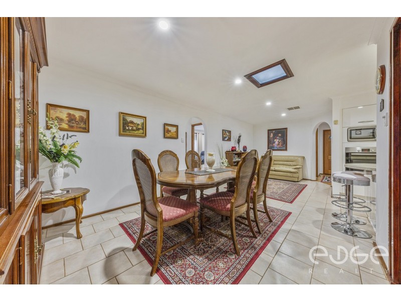 8 Heron Avenue, Parafield Gardens SA 5107