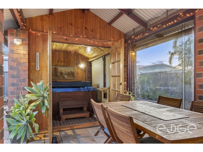 8 Heron Avenue, Parafield Gardens SA 5107