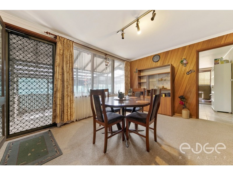 33 Cardnell Crescent, Elizabeth East SA 5112