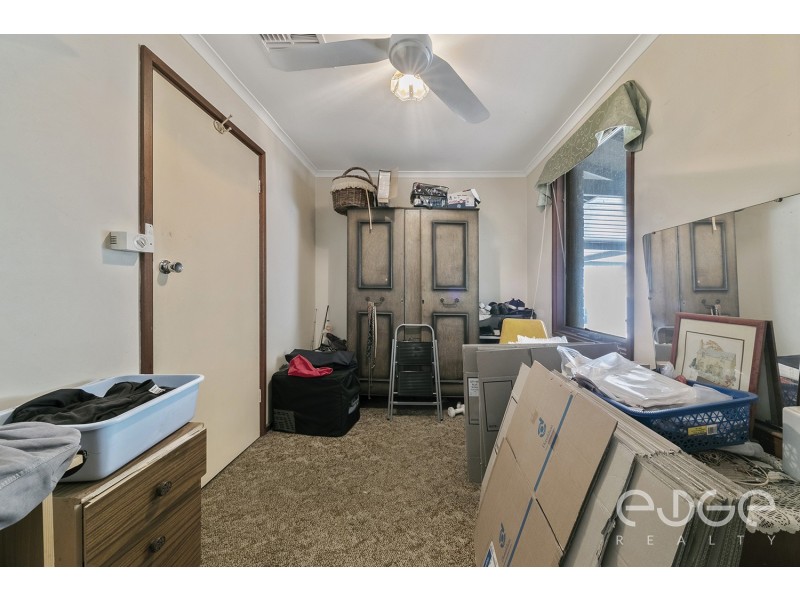 33 Cardnell Crescent, Elizabeth East SA 5112