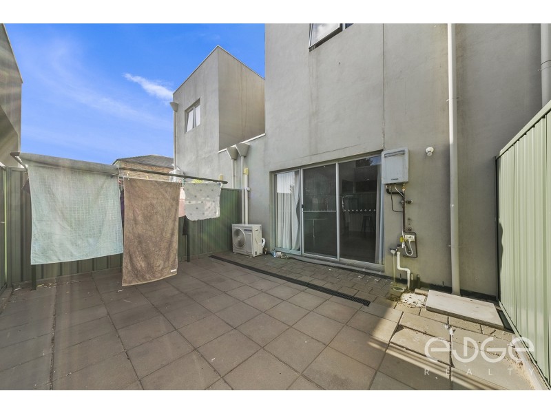 2/135 Sanctuary Drive, Mawson Lakes SA 5095