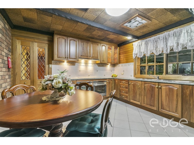 10 Dorian Street, Para Vista SA 5093