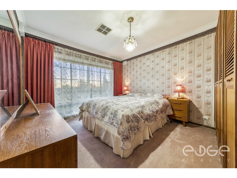 10 Dorian Street, Para Vista SA 5093