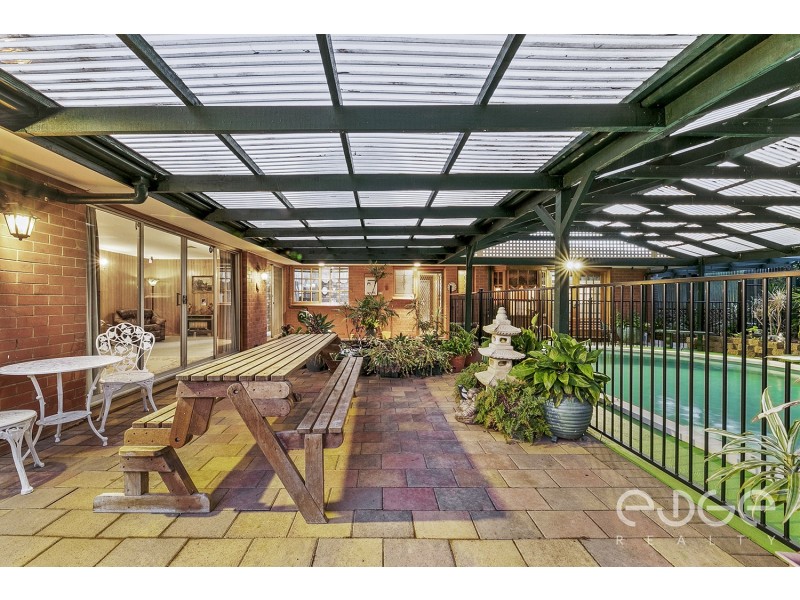 10 Dorian Street, Para Vista SA 5093