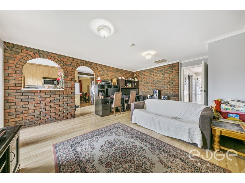 5 President Avenue, Andrews Farm SA 5114