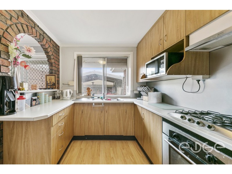 5 President Avenue, Andrews Farm SA 5114