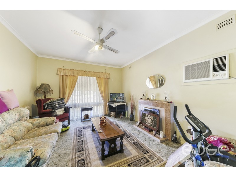 12 Hawk Street, Elizabeth Park SA 5113