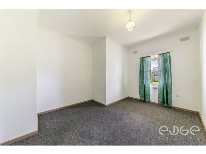 25 Siddall Road, Elizabeth Vale SA 5112