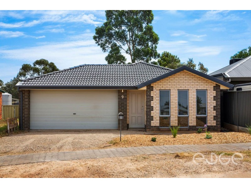 9 Carey Street, Elizabeth Park SA 5113