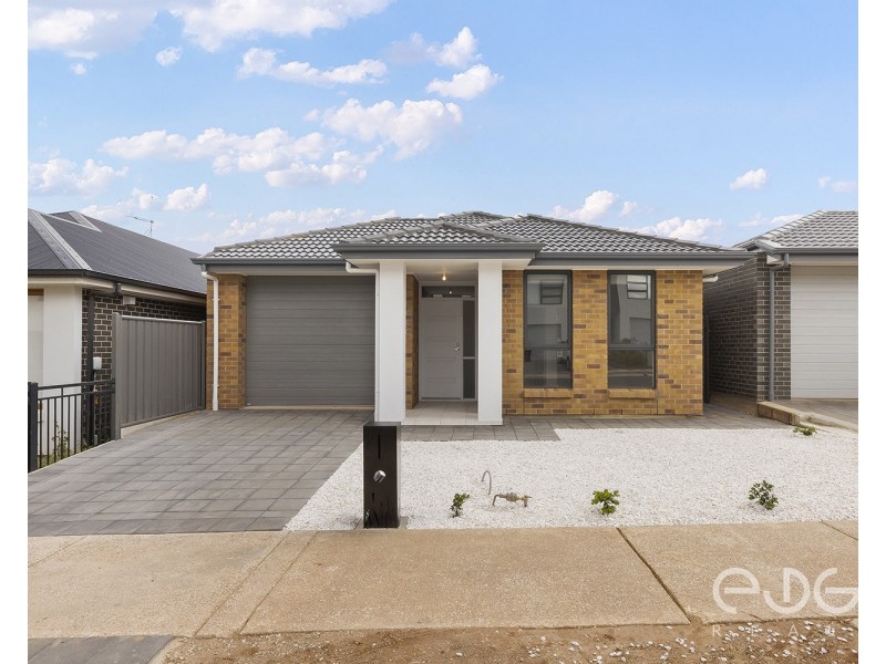 13 Broadwater Place, Blakeview SA 5114