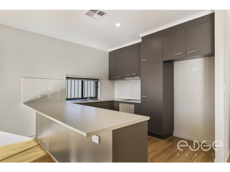 15 Broadwater Place, Blakeview SA 5114