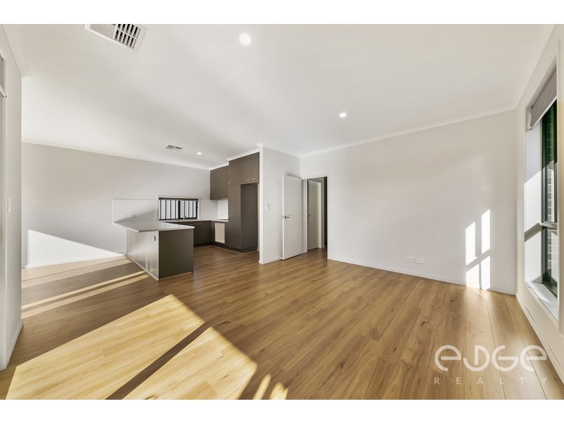 15 Broadwater Place, Blakeview SA 5114