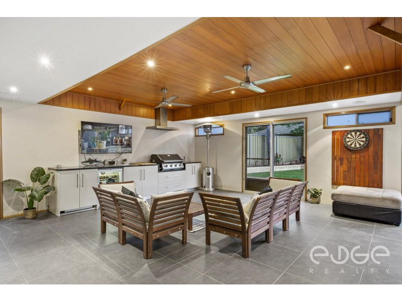 65 Canterbury Drive, Salisbury Heights SA 5109