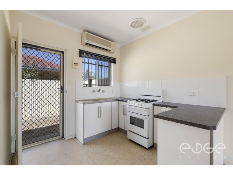 2/15 Barnett Street, Salisbury SA 5108
