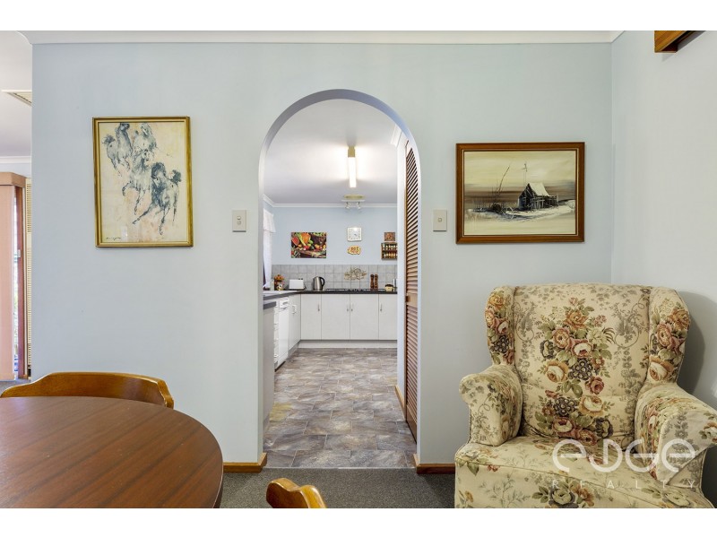 20 Coachhouse Drive, Gulfview Heights SA 5096