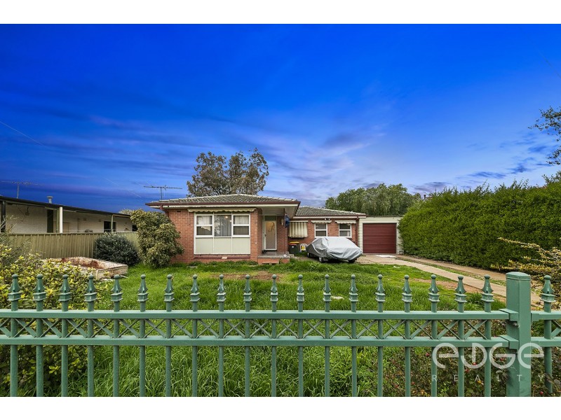 64 St Leonard Crescent, Elizabeth Downs SA 5113