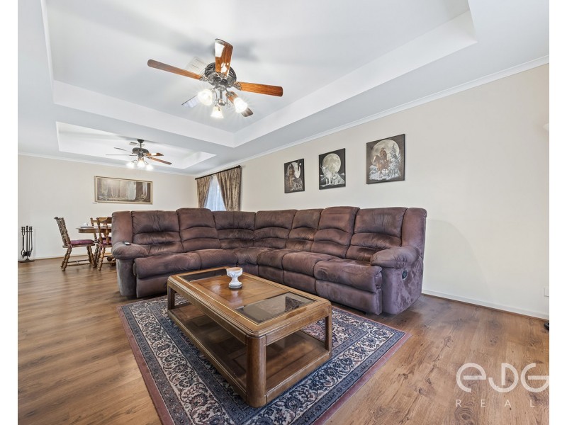 15 St George Court, Andrews Farm SA 5114