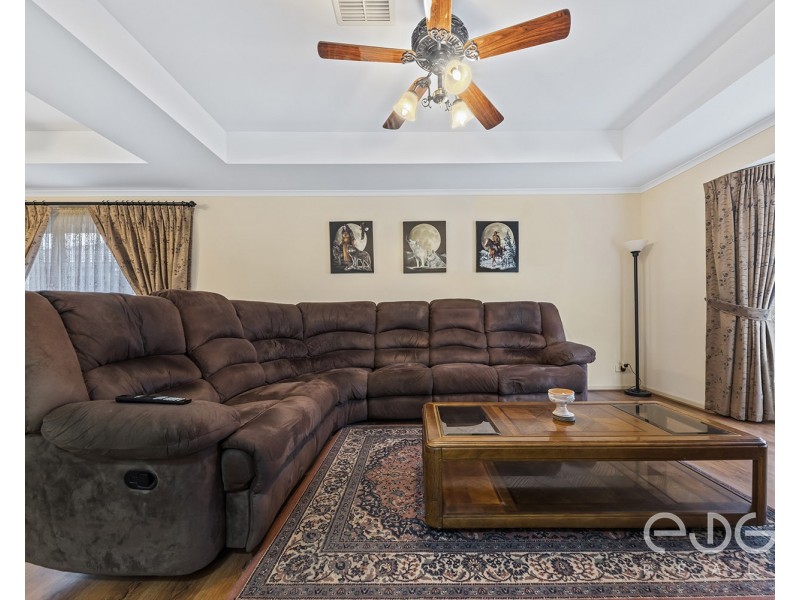 15 St George Court, Andrews Farm SA 5114