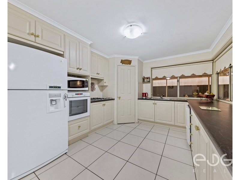 15 St George Court, Andrews Farm SA 5114