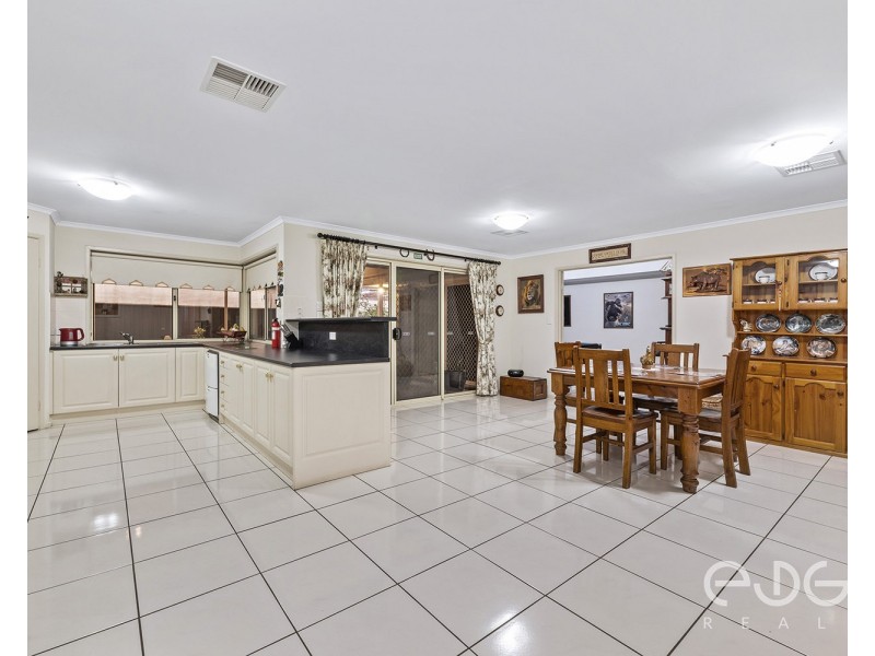 15 St George Court, Andrews Farm SA 5114