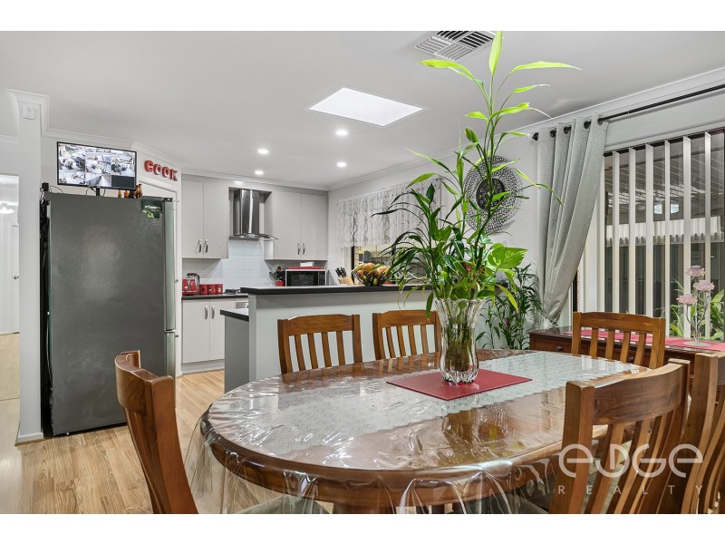 11 Alexandrina Crescent, Andrews Farm SA 5114