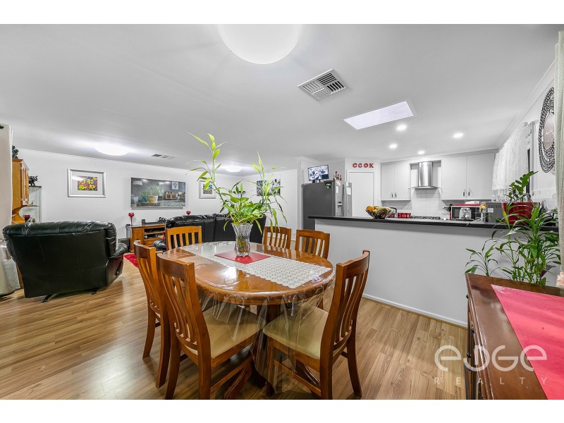 11 Alexandrina Crescent, Andrews Farm SA 5114