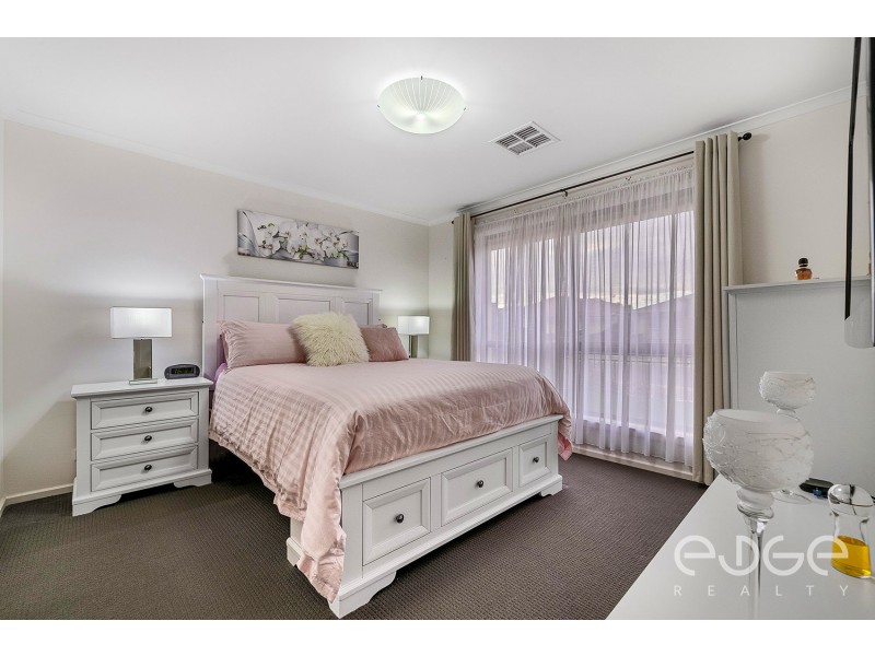 11 Alexandrina Crescent, Andrews Farm SA 5114