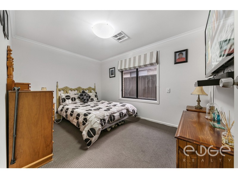 11 Alexandrina Crescent, Andrews Farm SA 5114