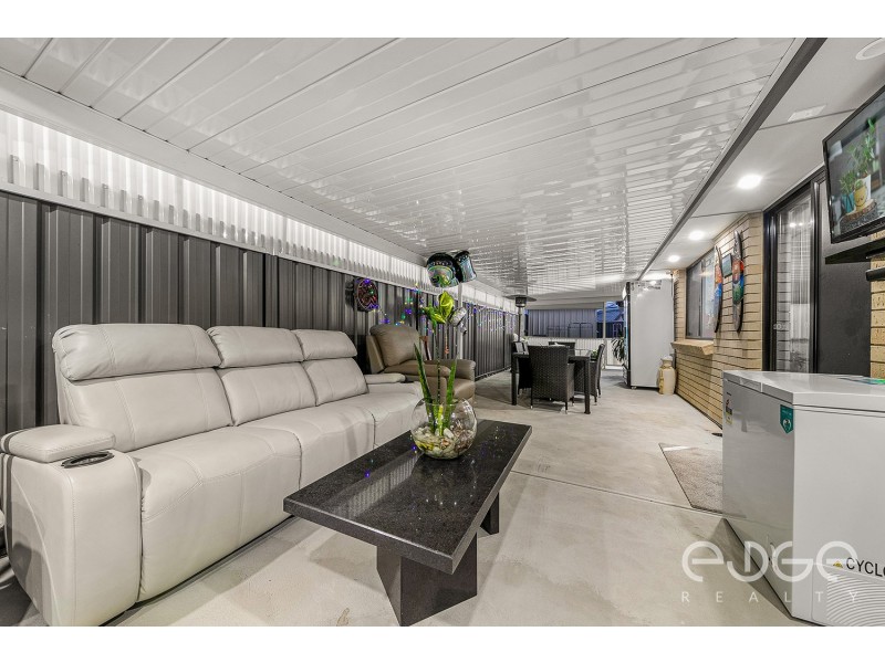 11 Alexandrina Crescent, Andrews Farm SA 5114