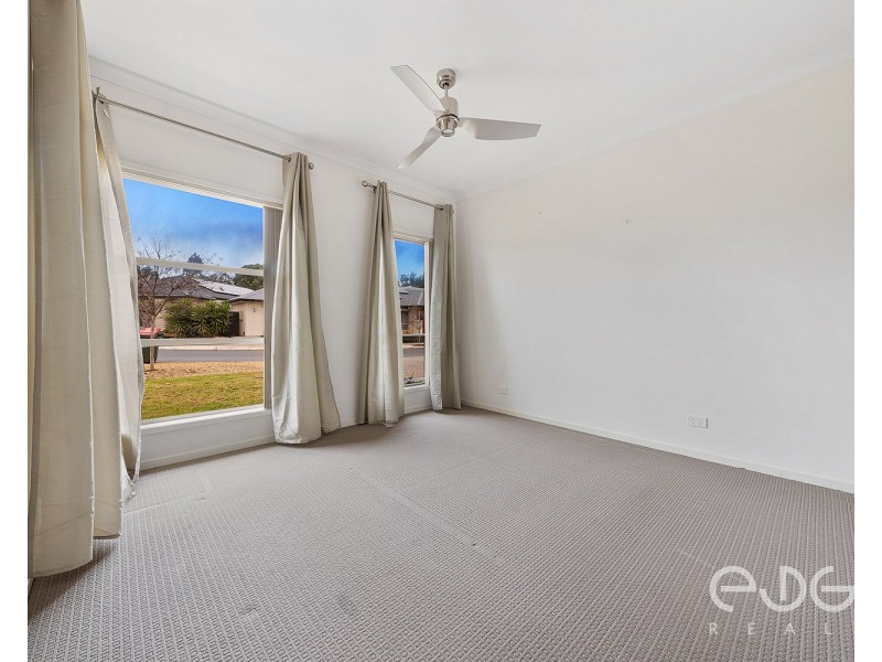1 Howegate Lane, Blakeview SA 5114