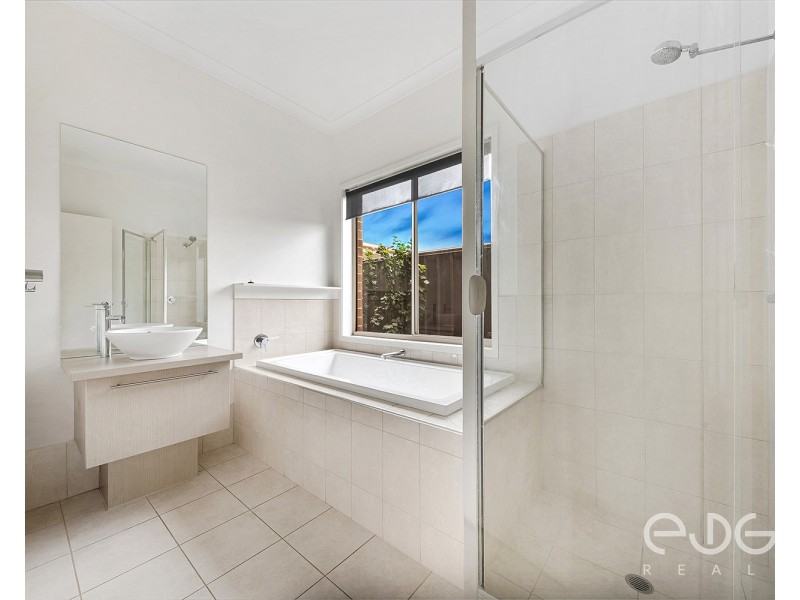 1 Howegate Lane, Blakeview SA 5114