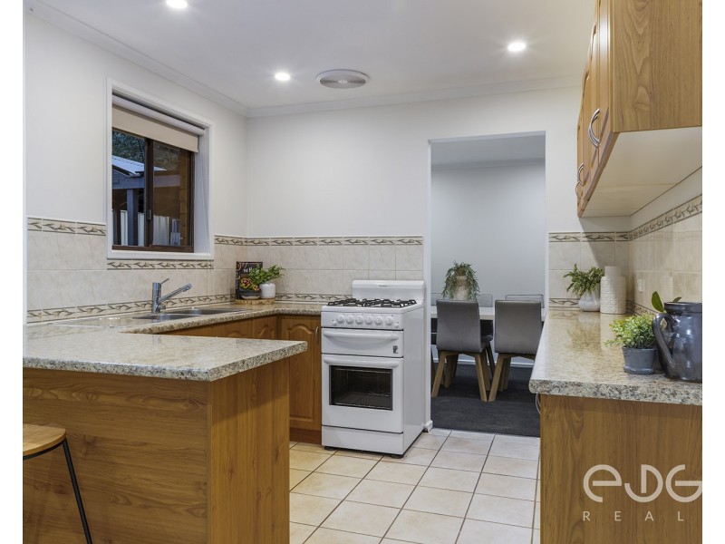 17 Kerrison Avenue, Ridgehaven SA 5097