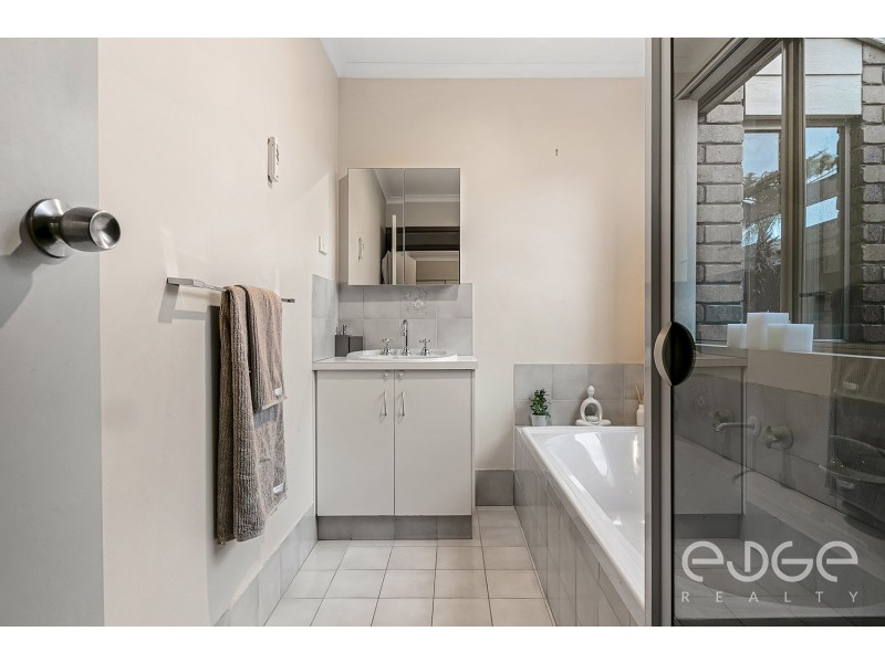 25 Charlotte Drive, Paralowie SA 5108