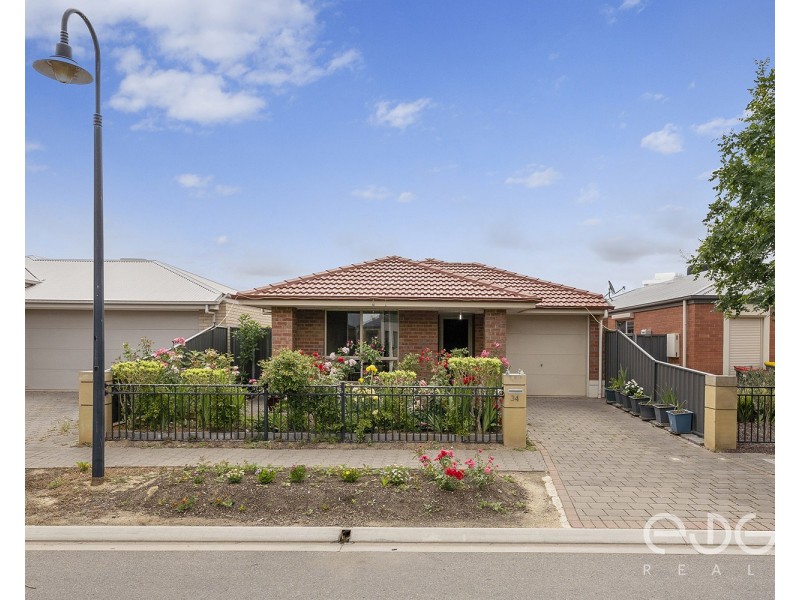 34 Riesling Crescent, Andrews Farm SA 5114