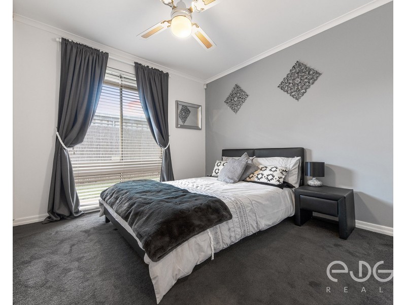 3 Francis Crescent, Salisbury Heights SA 5109
