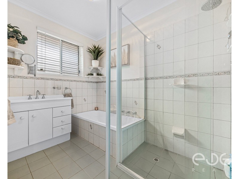3 Francis Crescent, Salisbury Heights SA 5109
