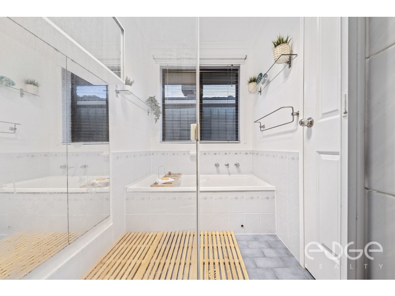 32 Bolivia Crescent, Paralowie SA 5108