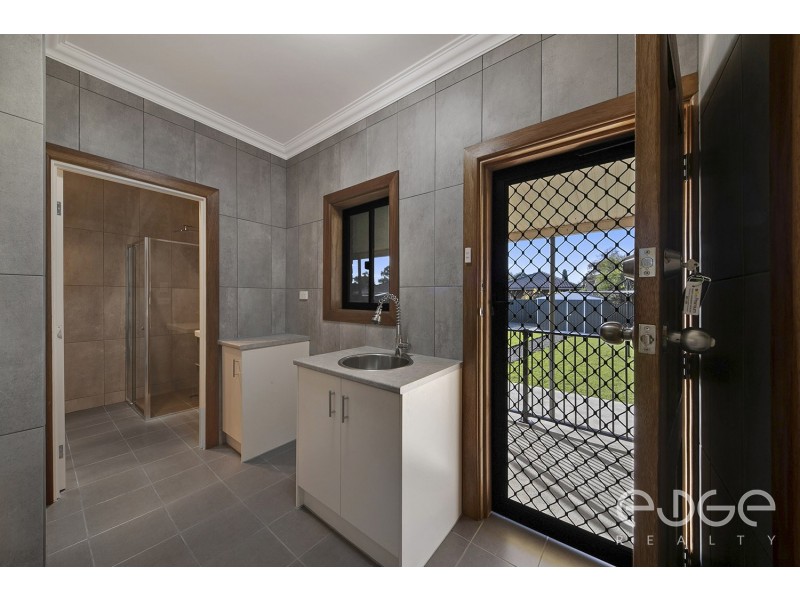 9 Dayman Street, Elizabeth Park SA 5113